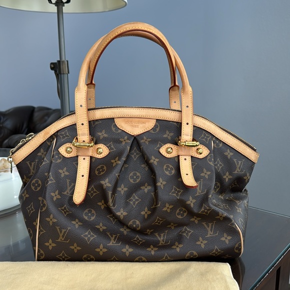 Louis Vuitton Tivoli GM bag - Picture 2 of 16